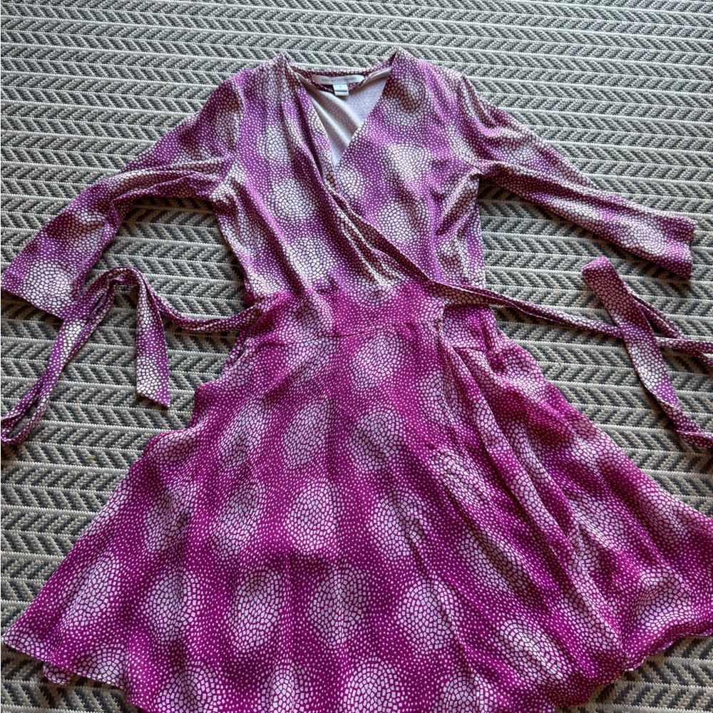 Diane Von Furstenberg Irina Chiffon Wrap Dress 6 - Picture 2 of 9